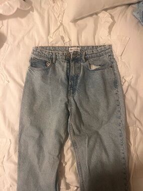 Zara Light Blue Relaxed Straight Jeans